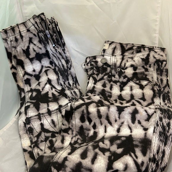 Isabel Marant x H&M Printed Jeans Brand New - Picture 10 of 11